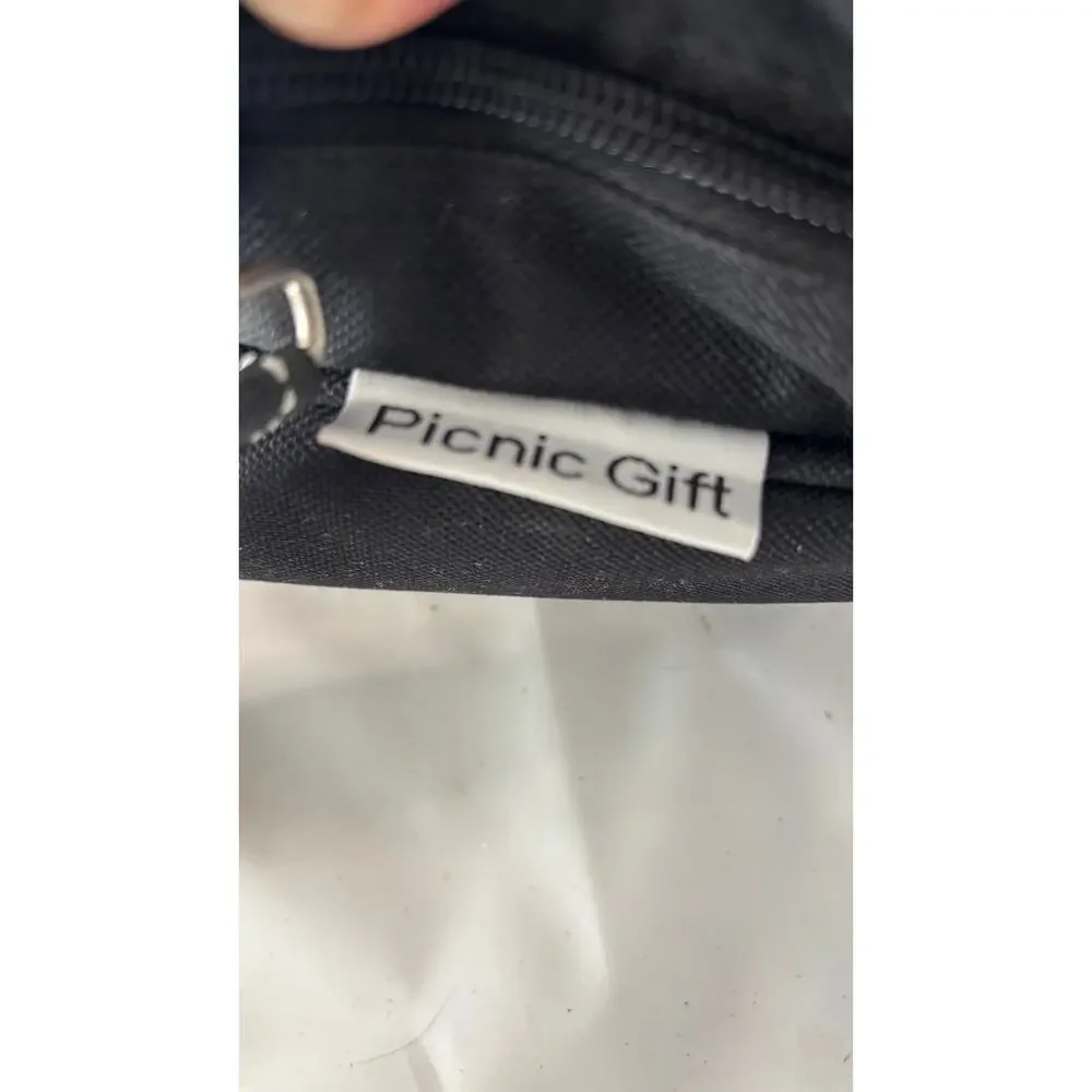 Picnic on the Go Insulated Picnic Backpack‎ Wine Picnic Set Glasses Napkins